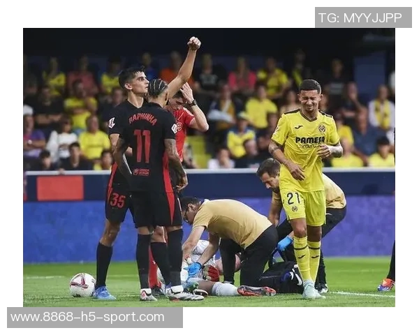 特狮重返巴萨训练展现坚定意愿仍希望继续留队为球队贡献力量