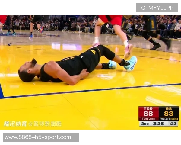 戴尔库里调侃巴特勒演技夸张引发裁判关注的幽默时刻